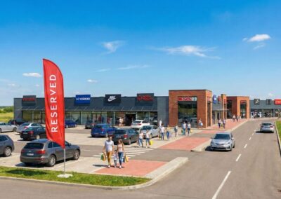 Commercial Complex with Padel Club